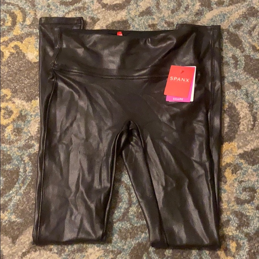 NWT!! Spanx faux leather pants size xs